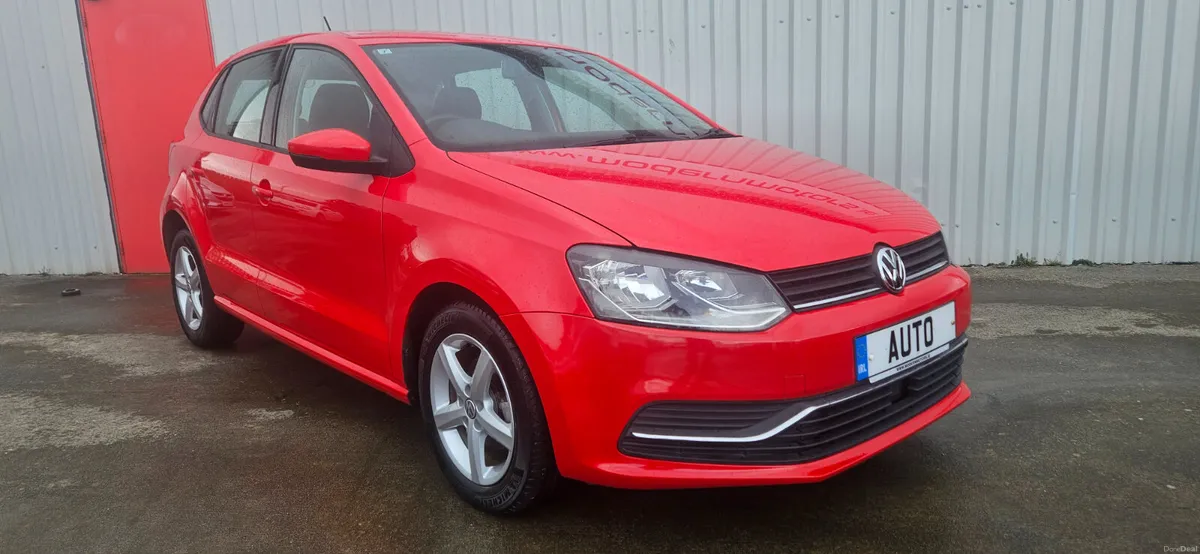 Volkswagen Polo automatic 1.2 comfortline low kms - Image 3