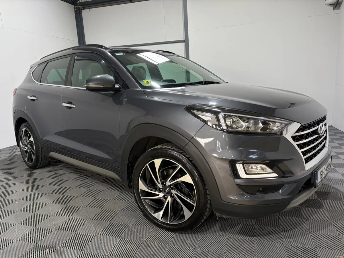 19 Hyundai Tucson Premium 1.6 CRDi 115Bhp - Image 2