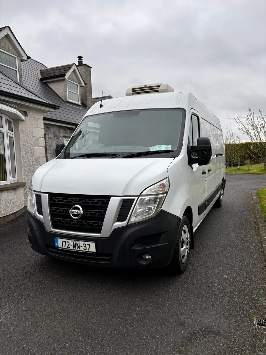 Nissan NV400 - Image 2