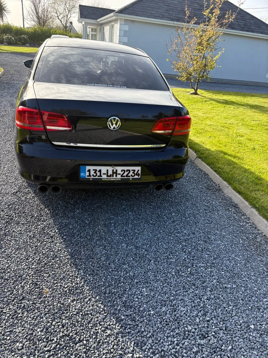 Volkswagen Passat - Image 3