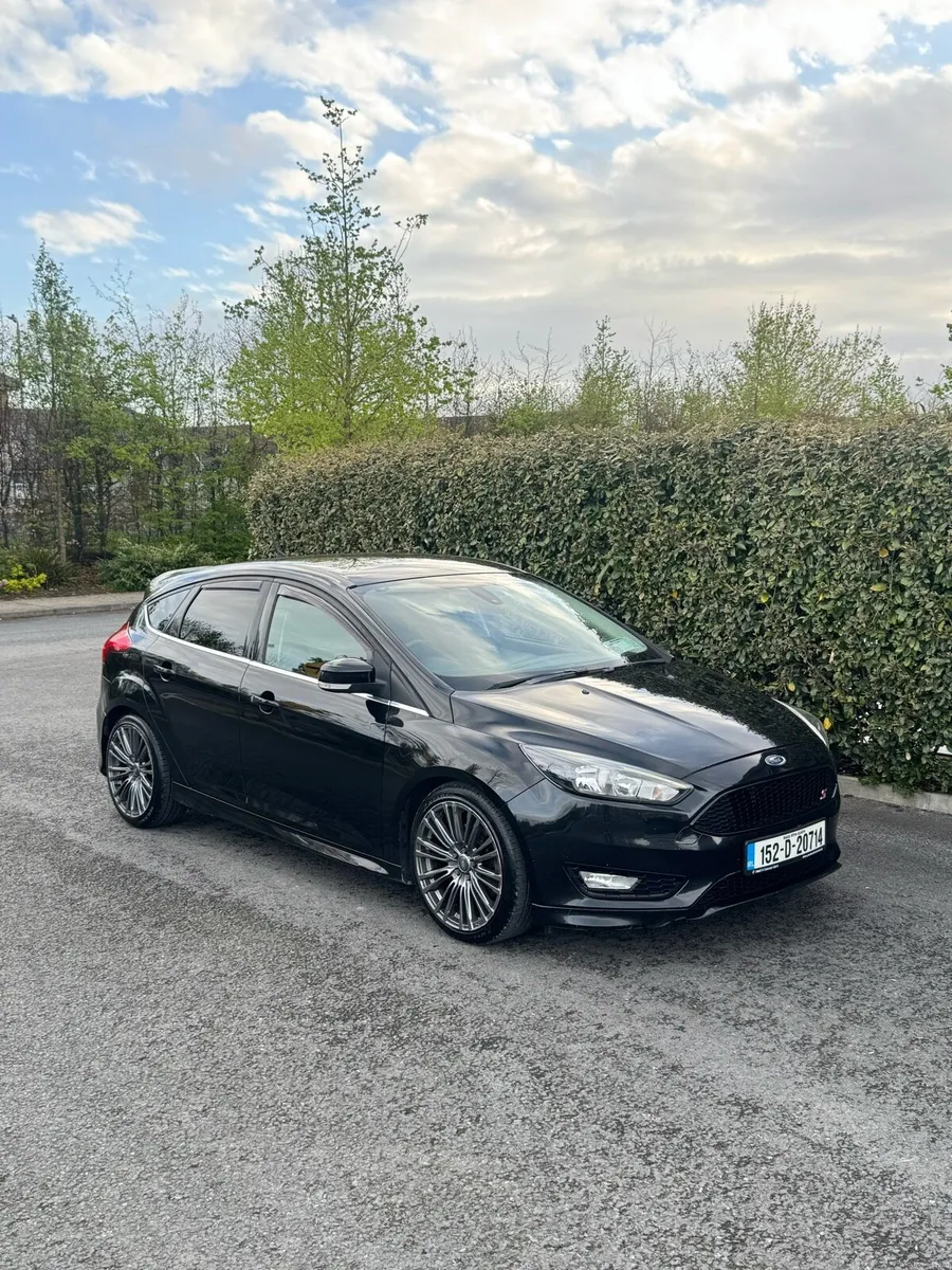 Ford Focus ST-line 2.0 Diesel 190bhp - Image 2