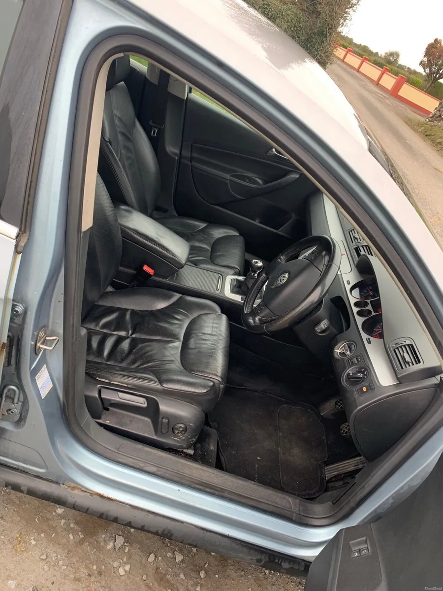 Volkswagen Passat 2008 - Image 3