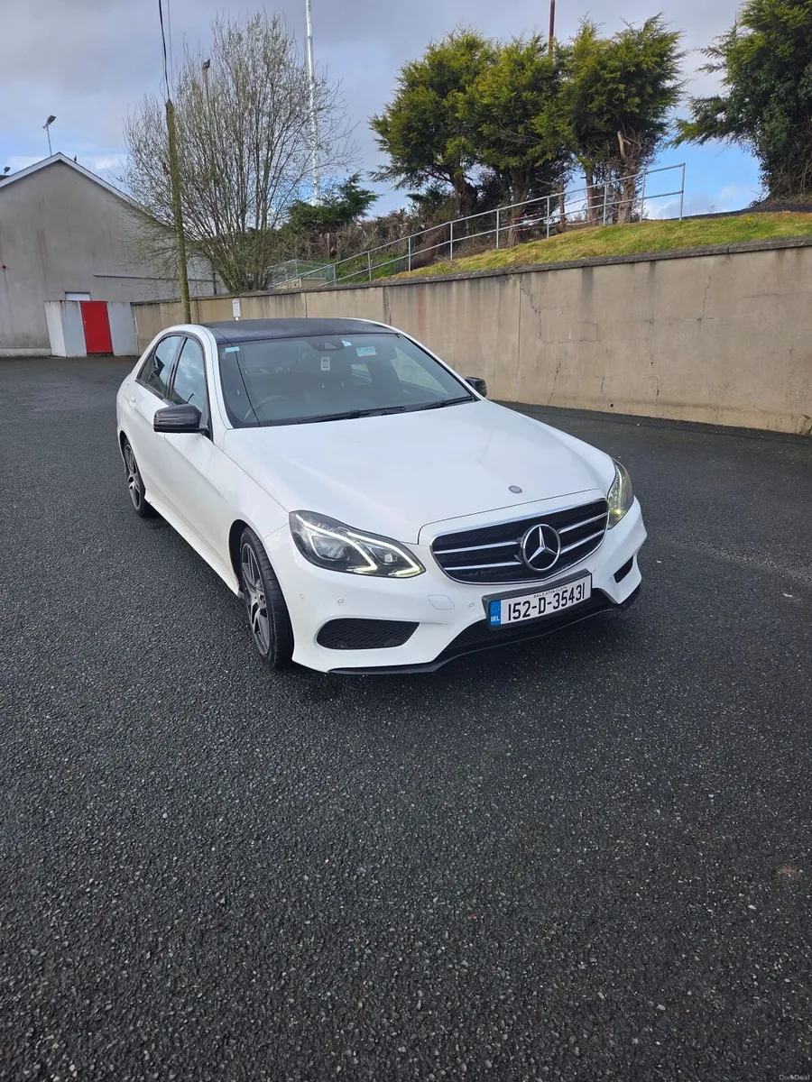 Mercedes-Benz E-Class 2015 - Image 2