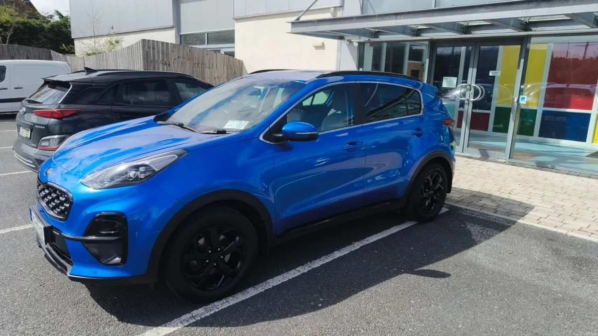 Kia Sportage 2021 Black Edition - Image 2