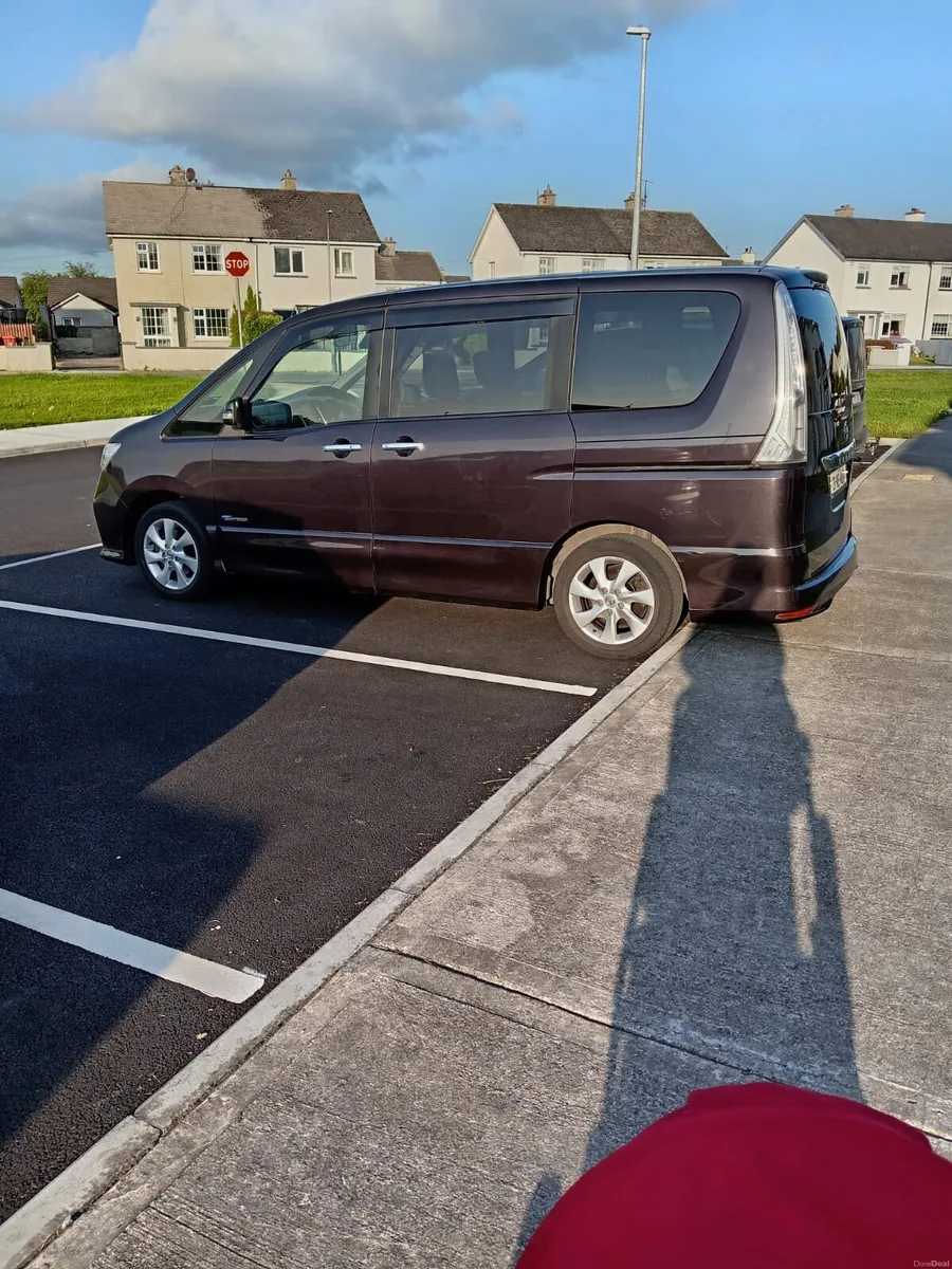 Nissan Serrena - Image 1