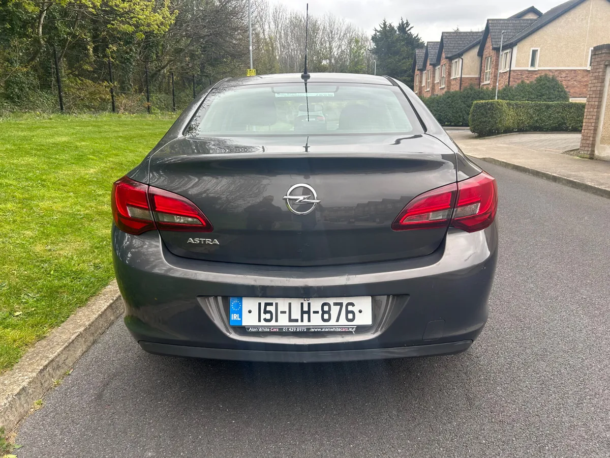Opel Astra 2015 (NCT 05/27 TAX 08/26) - Image 4
