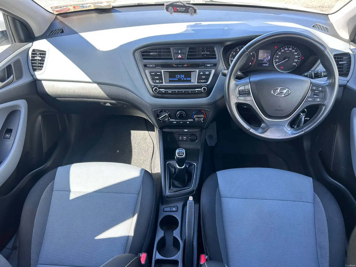 2018 HYUNDAI i20 1.2 PETROL DELUXE - Image 2