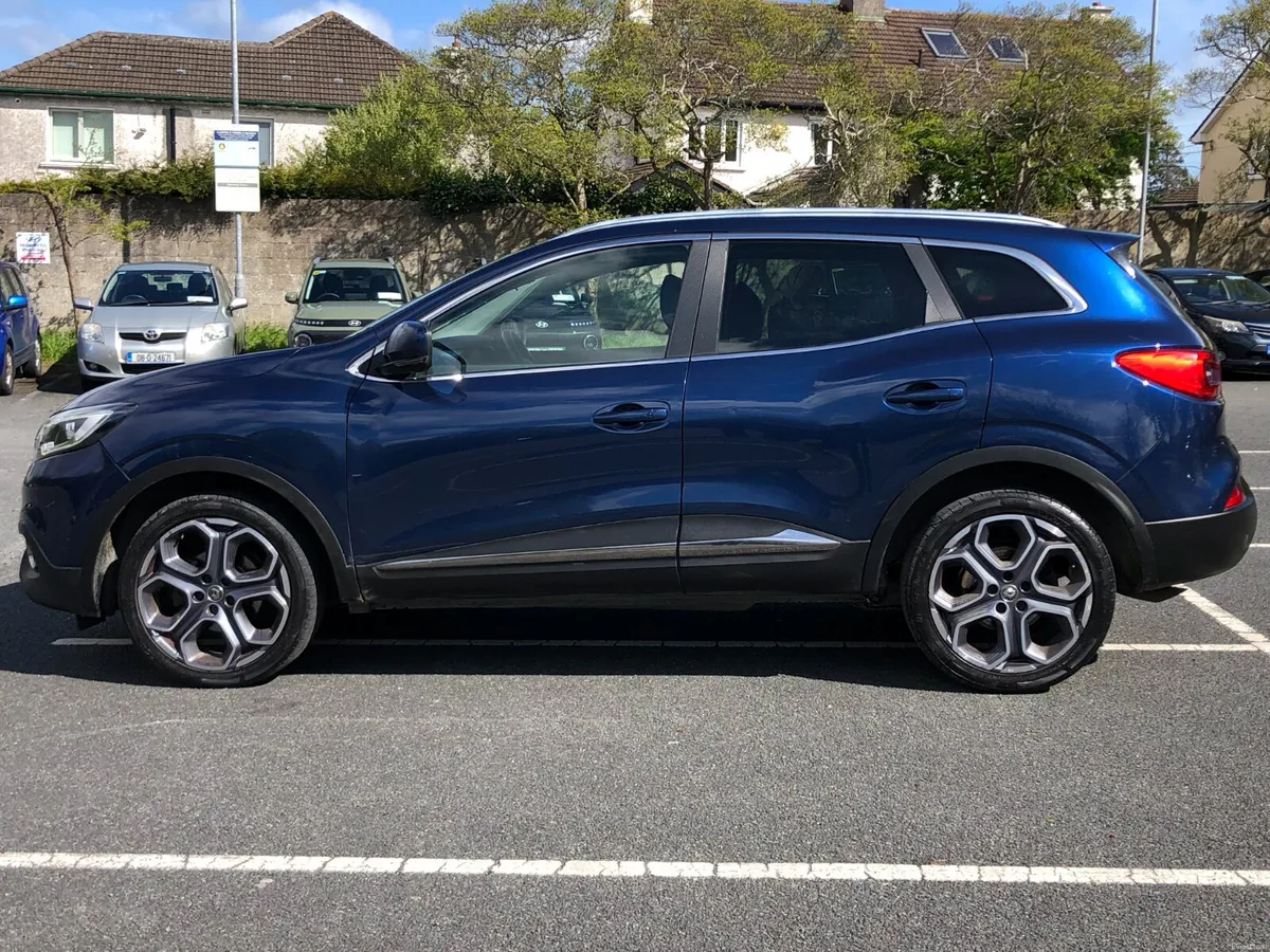 Renault Kadjar DYNAMIQUE SPORTS, LIGHT DAMAGE - Image 2