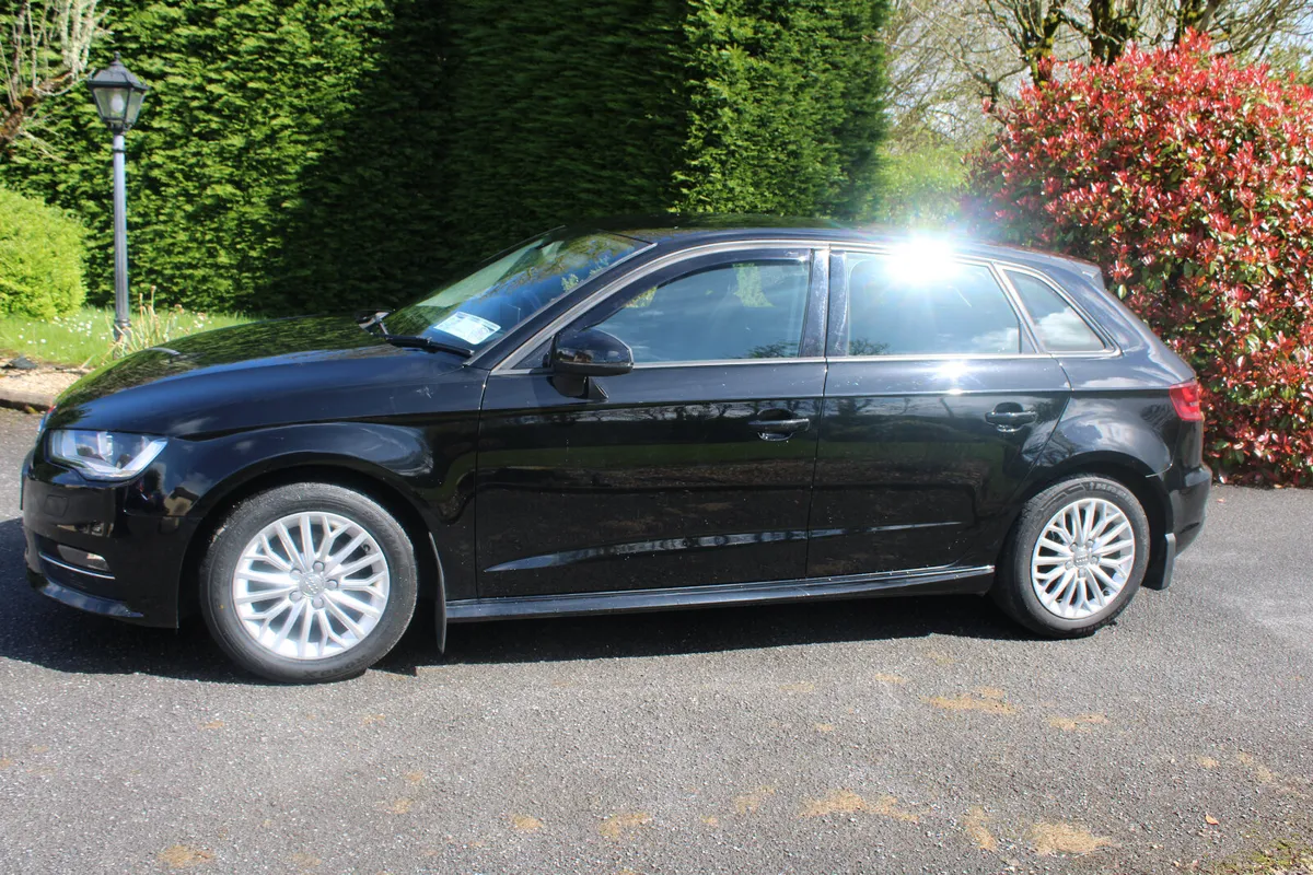 2016 AUDI A3 SE TECHNIK  ULTRA 1.6 TDI 5dr. - Image 4