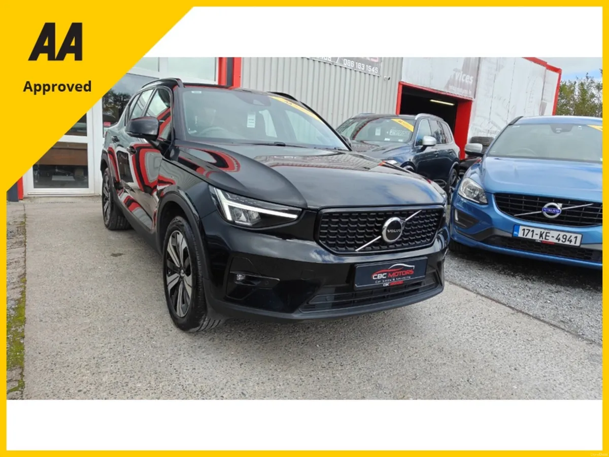 Volvo XC40 2022 T4 PLUS 1.5 Petrol Plug In Hybird - Image 4