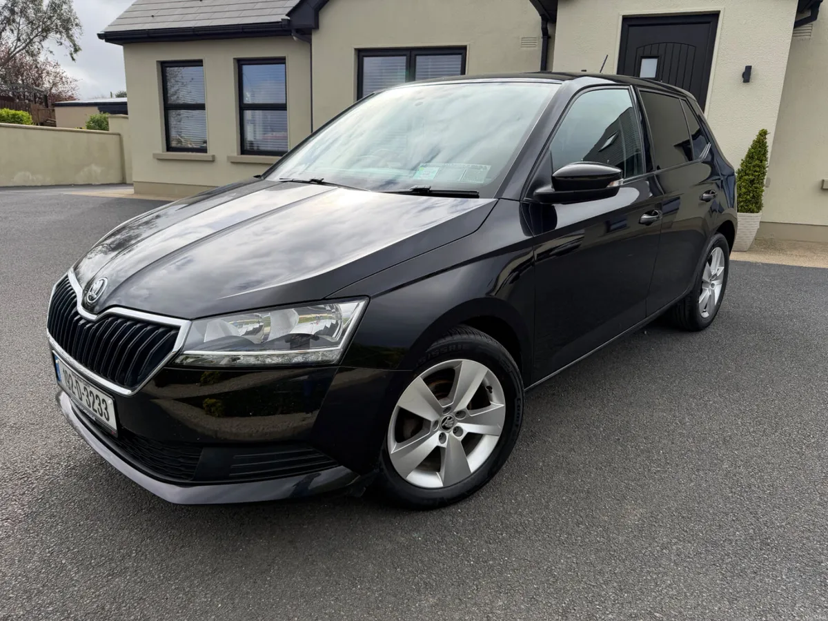 2019 (192)Skoda Fabia 1.0 Petrol 5Dr NCT 07/27 - Image 2