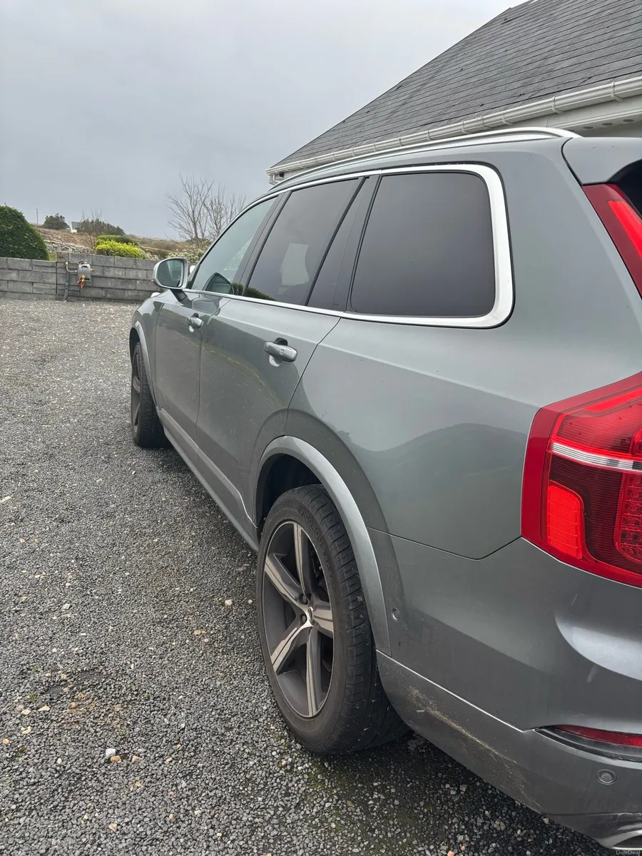 Volvo XC90 - Image 4