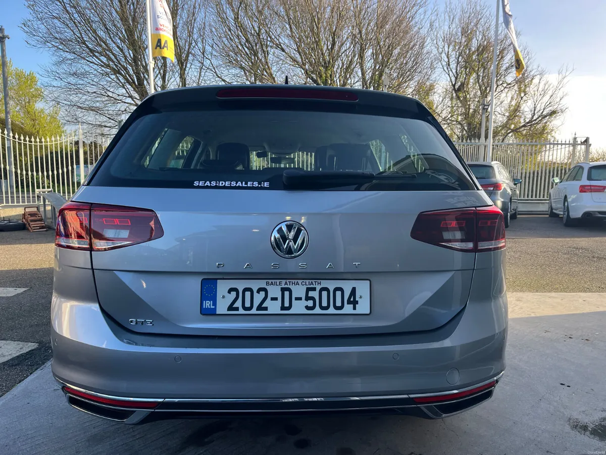 202 Volkswagen Passat GTE Hybrid - Image 3