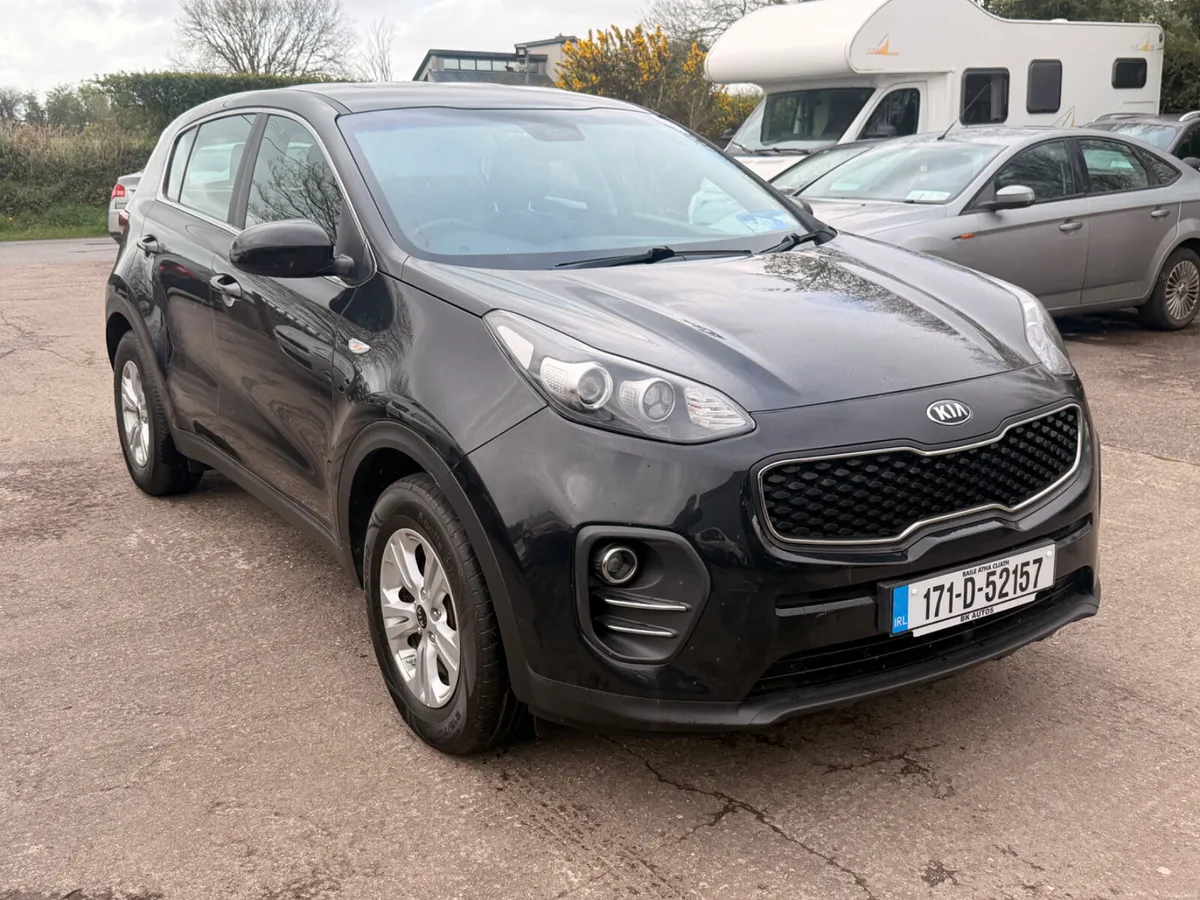 Kia Sportage 2017 LX Low Mileage 64MLS - Image 3
