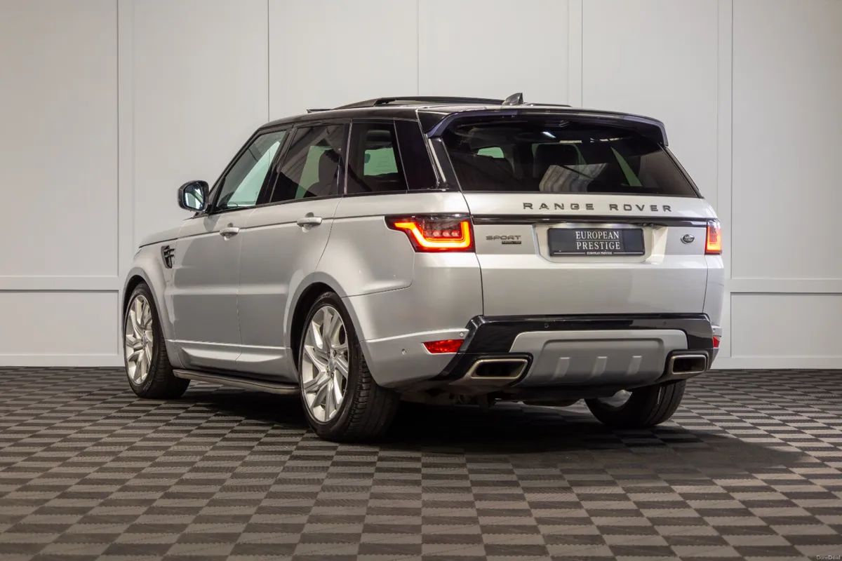 182 Range Rover Sport P400e HSE - Image 4