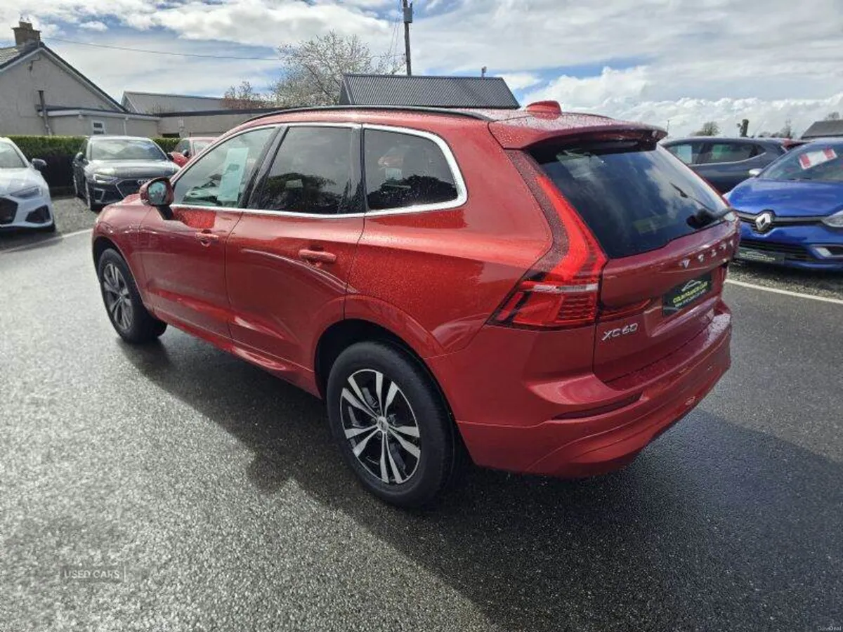 Volvo XC60 Momentum - Image 3