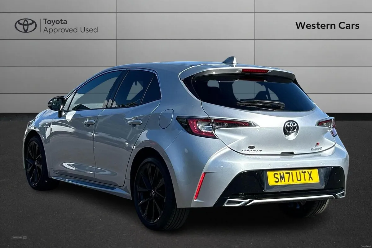 Toyota Corolla 1.8 VVT-h GR SPORT CVT Euro 6 (s/s) - Image 4