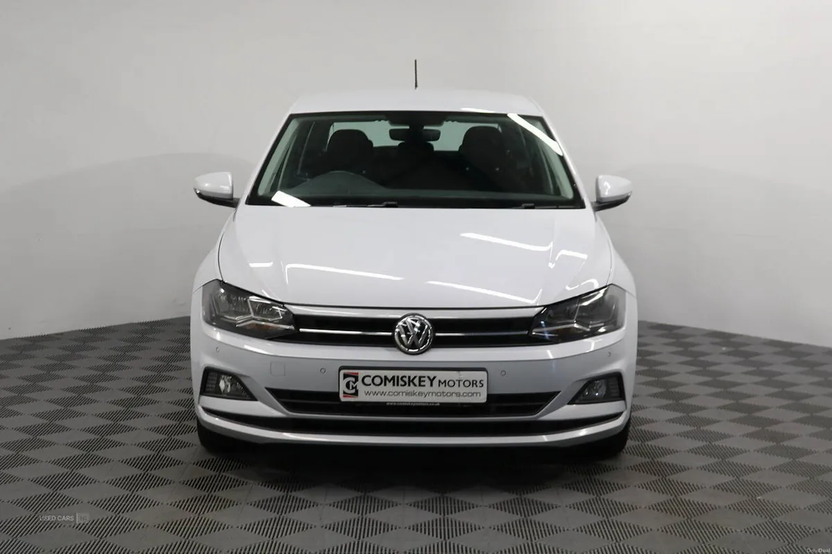 Volkswagen Polo TSI SE - Image 2