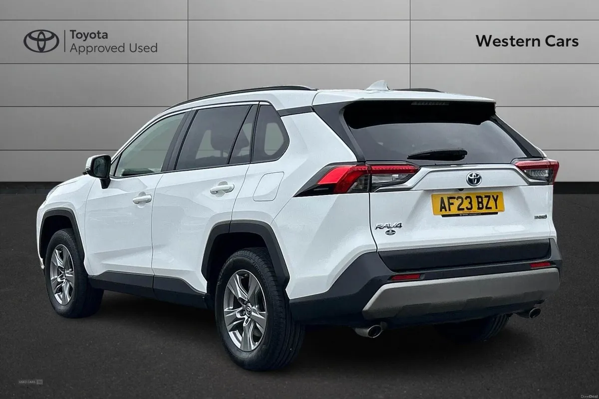 Toyota RAV4 2.5 VVT-h Icon CVT Euro 6 (s/s) 5dr - Image 4