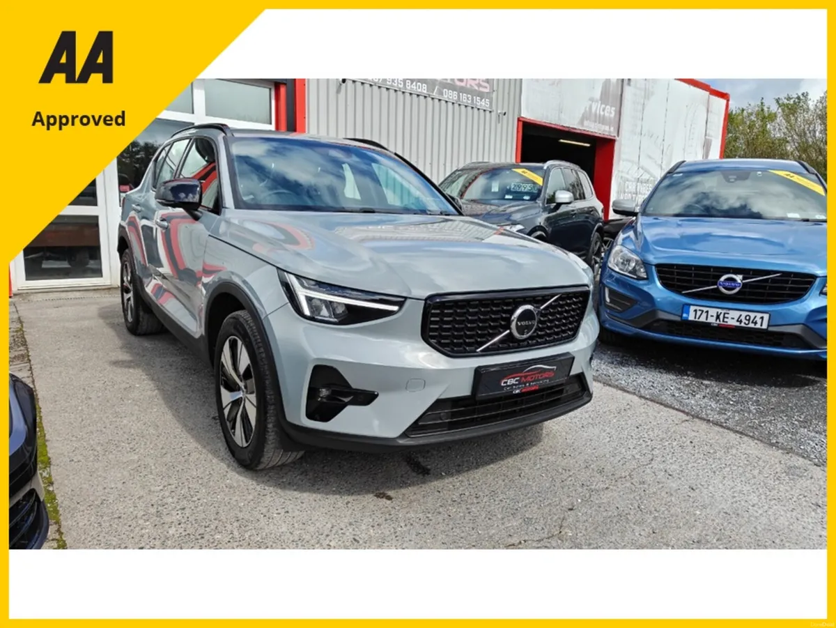 Volvo XC40 2023 T4 Plus 1.5 Petrol Plug In Hybird - Image 4