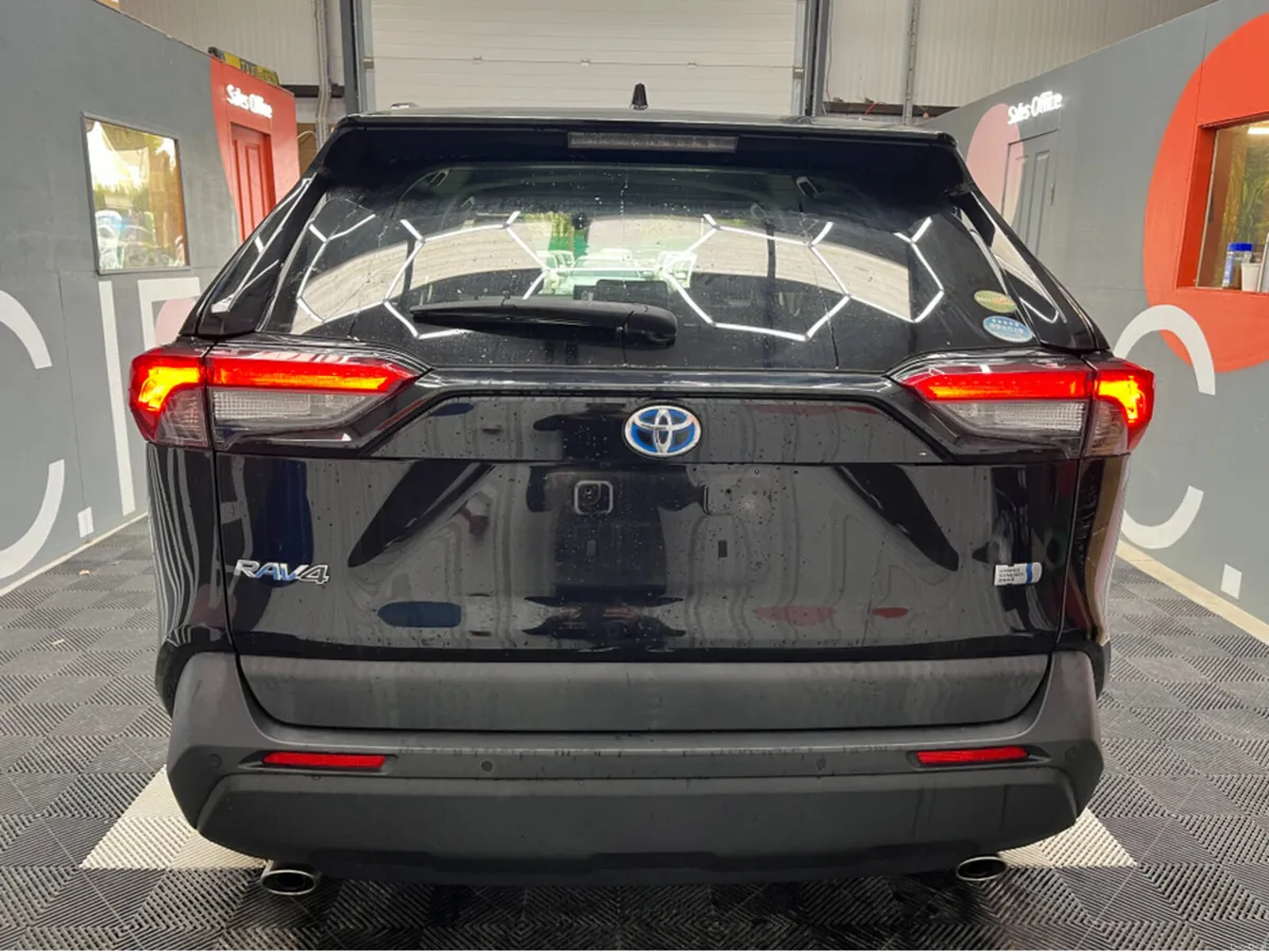 Toyota RAV4 €29950! 2020 TOYOTA RAV4 HYBRID X 2.5 - Image 3