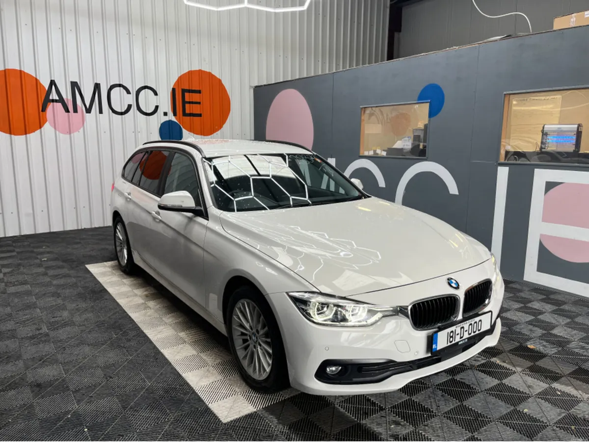 BMW 3-Series 2018 BMW 320D TOURING 2.0 AUTOMATIC / - Image 1