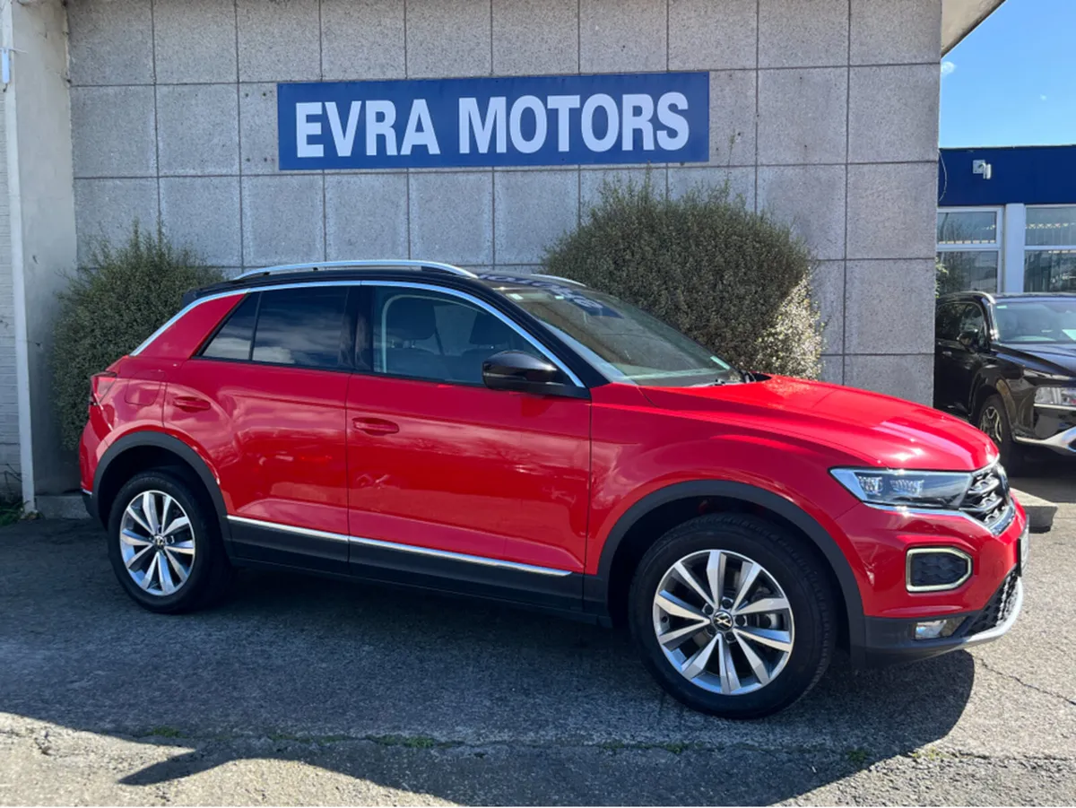 Volkswagen T-Roc STYLE AUTOMATIC 2.0 DIESEL //LOW - Image 3
