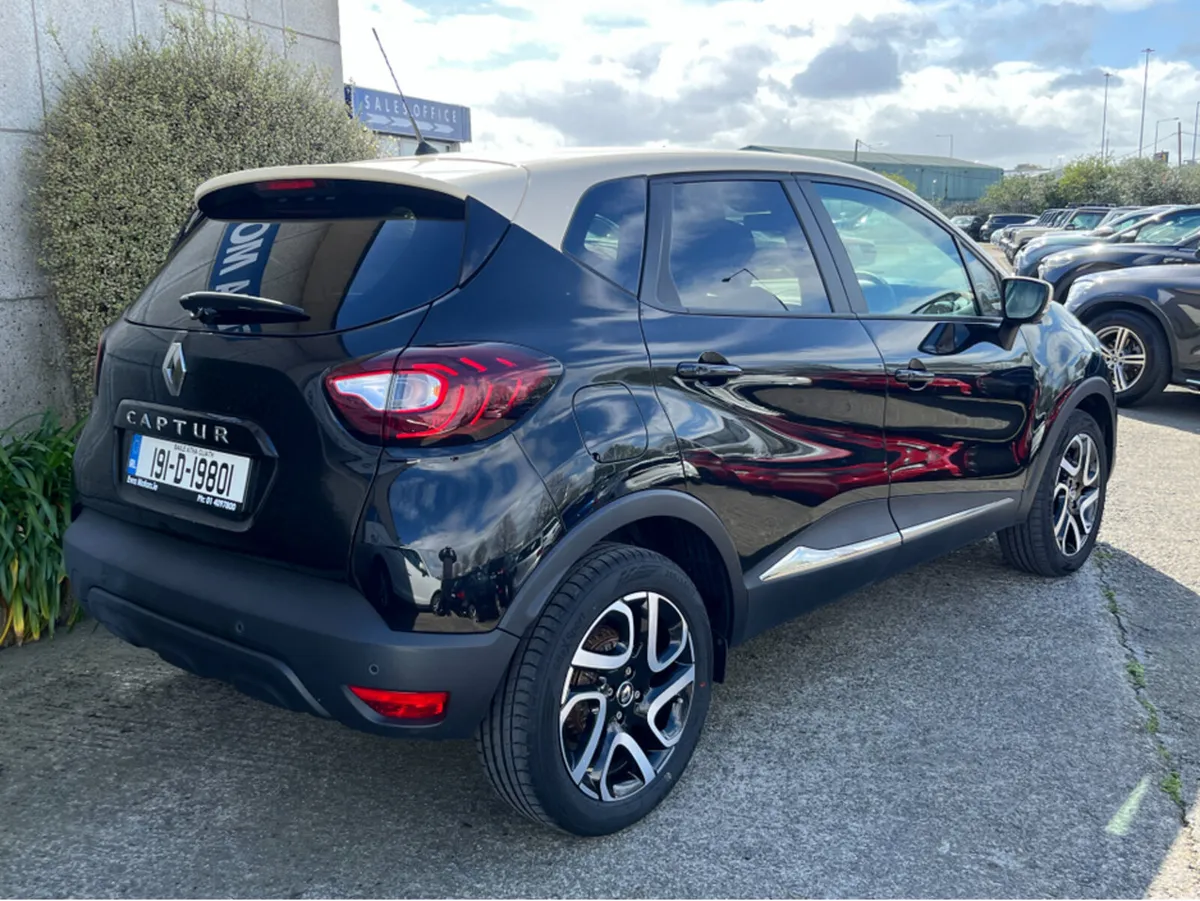 Renault Captur ICONIC 1.5 DCI DIESEL - Image 4