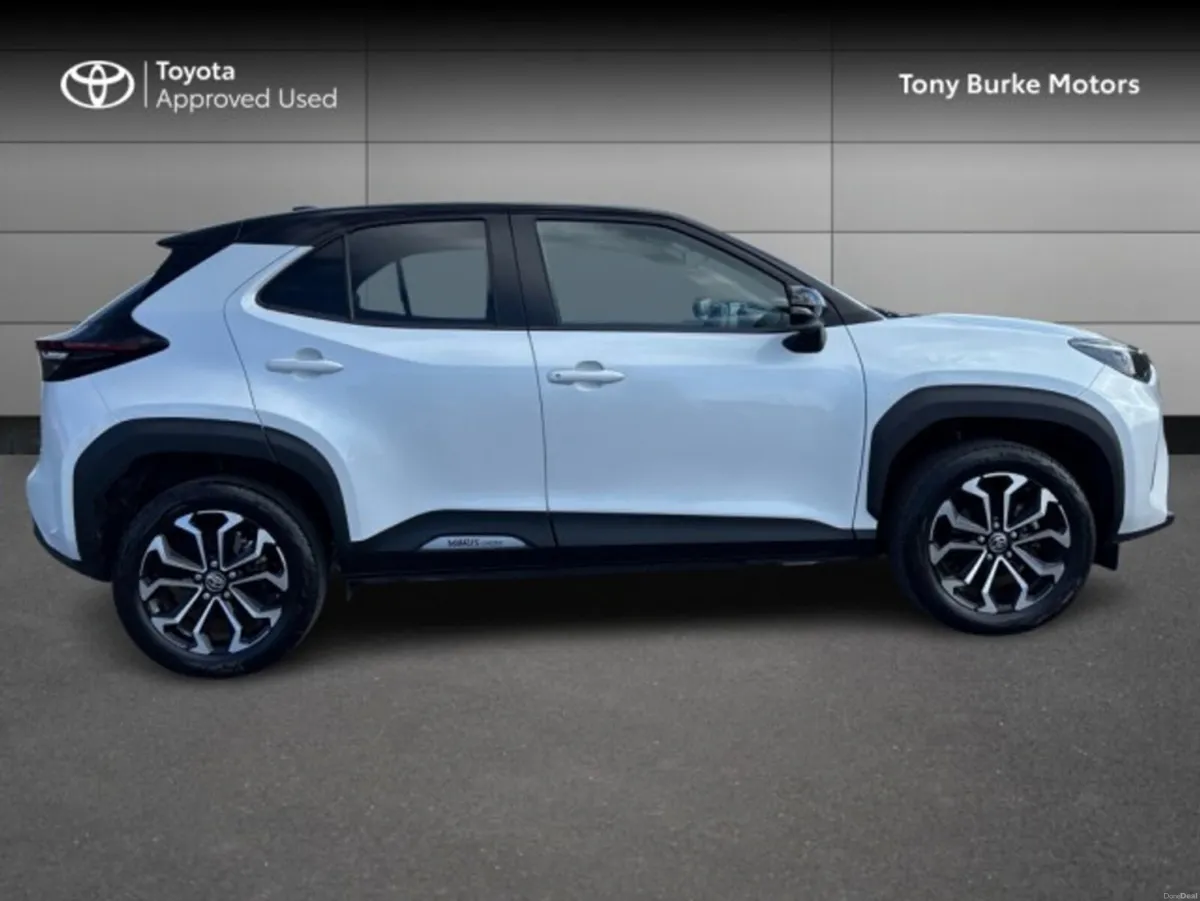 Toyota Yaris Cross - LunaSport - 1.5 Hybrid - Auto - Image 3