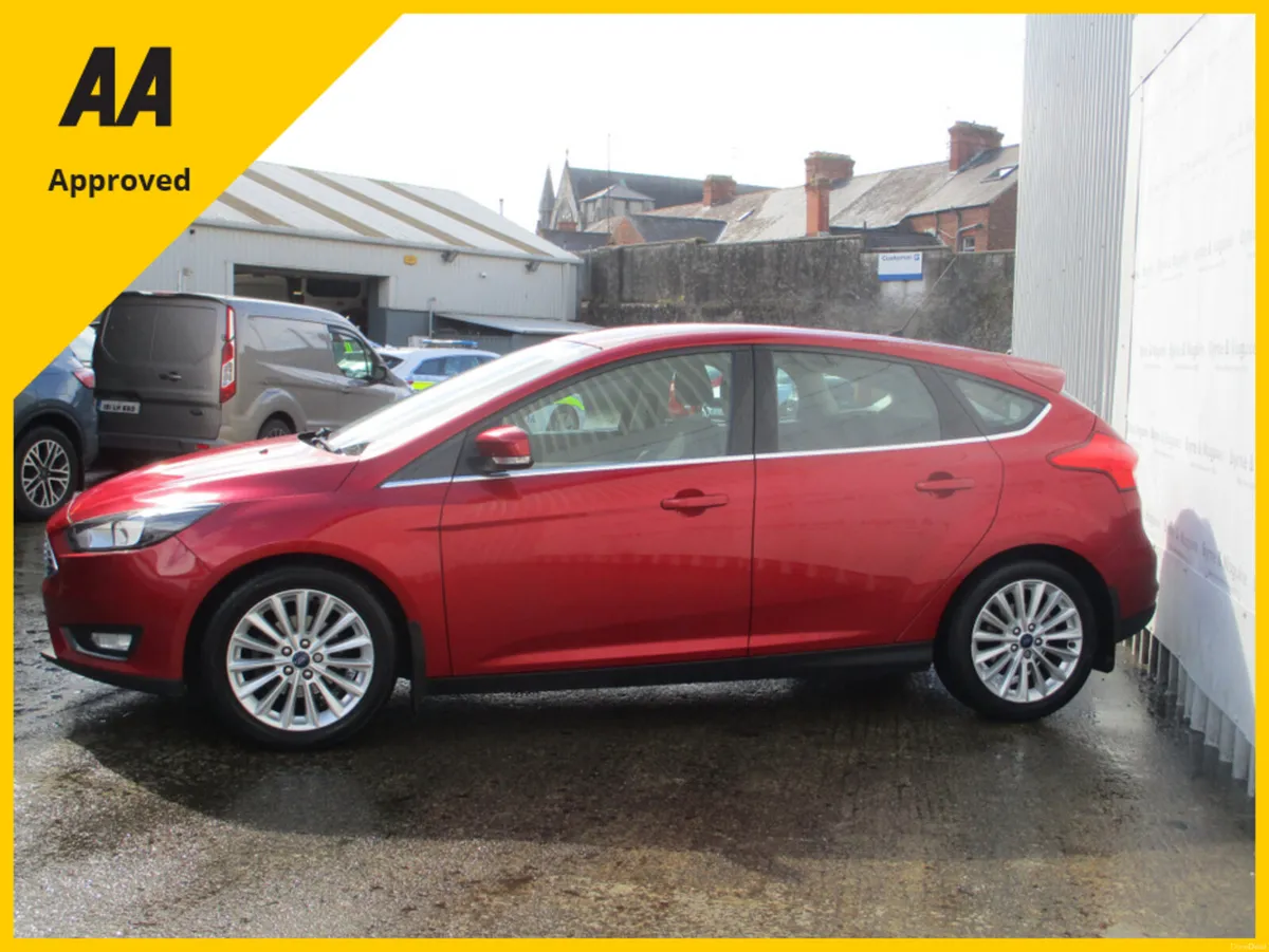 Ford Focus LOW KMS TITANIUM 1.0 ECOBOOST  125PS  C - Image 3