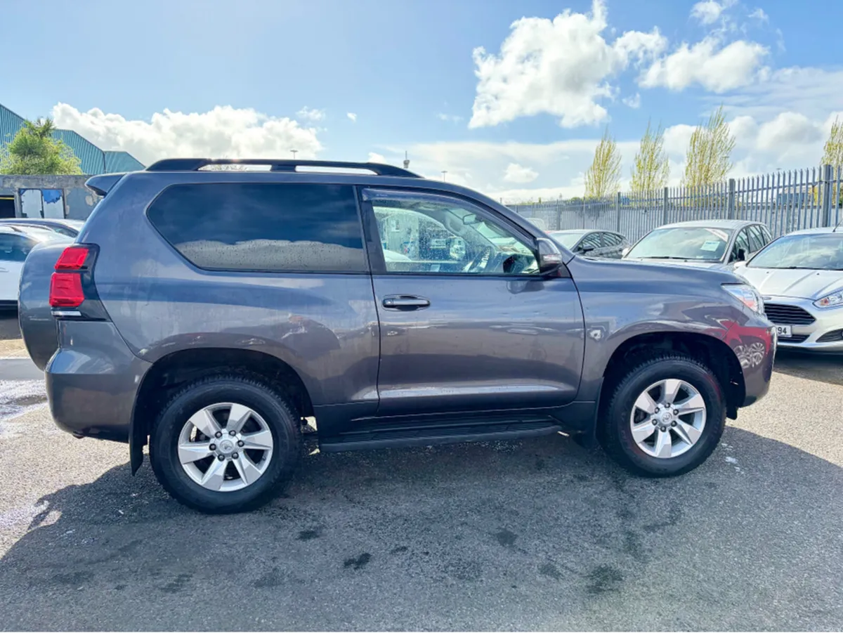 Toyota Land Cruiser SWB GX COMMERCIAL ** AUTOMATIC - Image 3