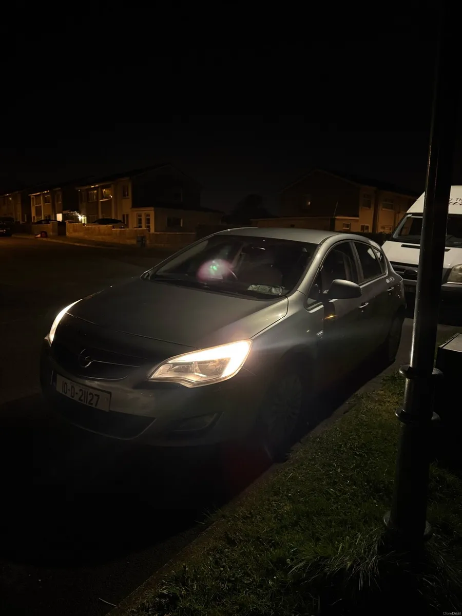 Opel Astra NCT + Tax - Image 2
