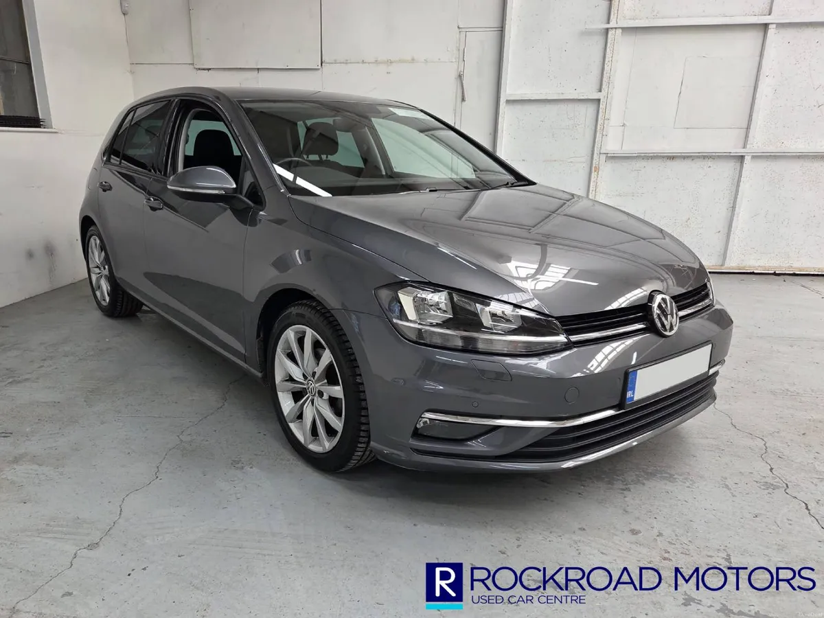 Volkswagen Golf 1.0 TSI,  2017 - Image 1