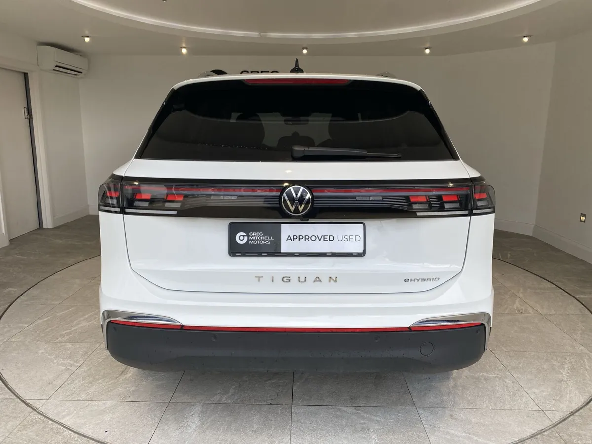 Volkswagen Tiguan 2024 - Image 6