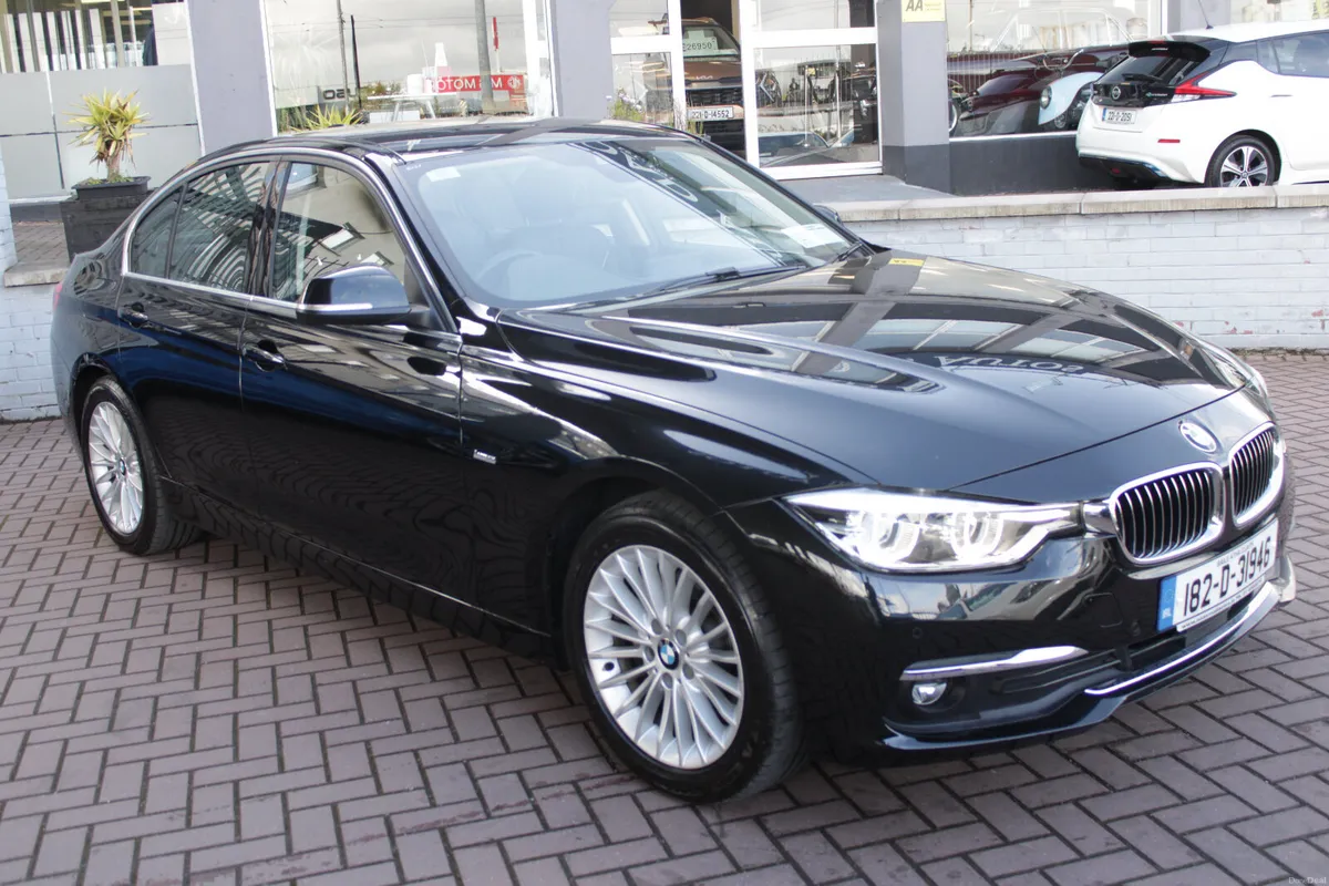 BMW 3-Series 2018 - Image 2