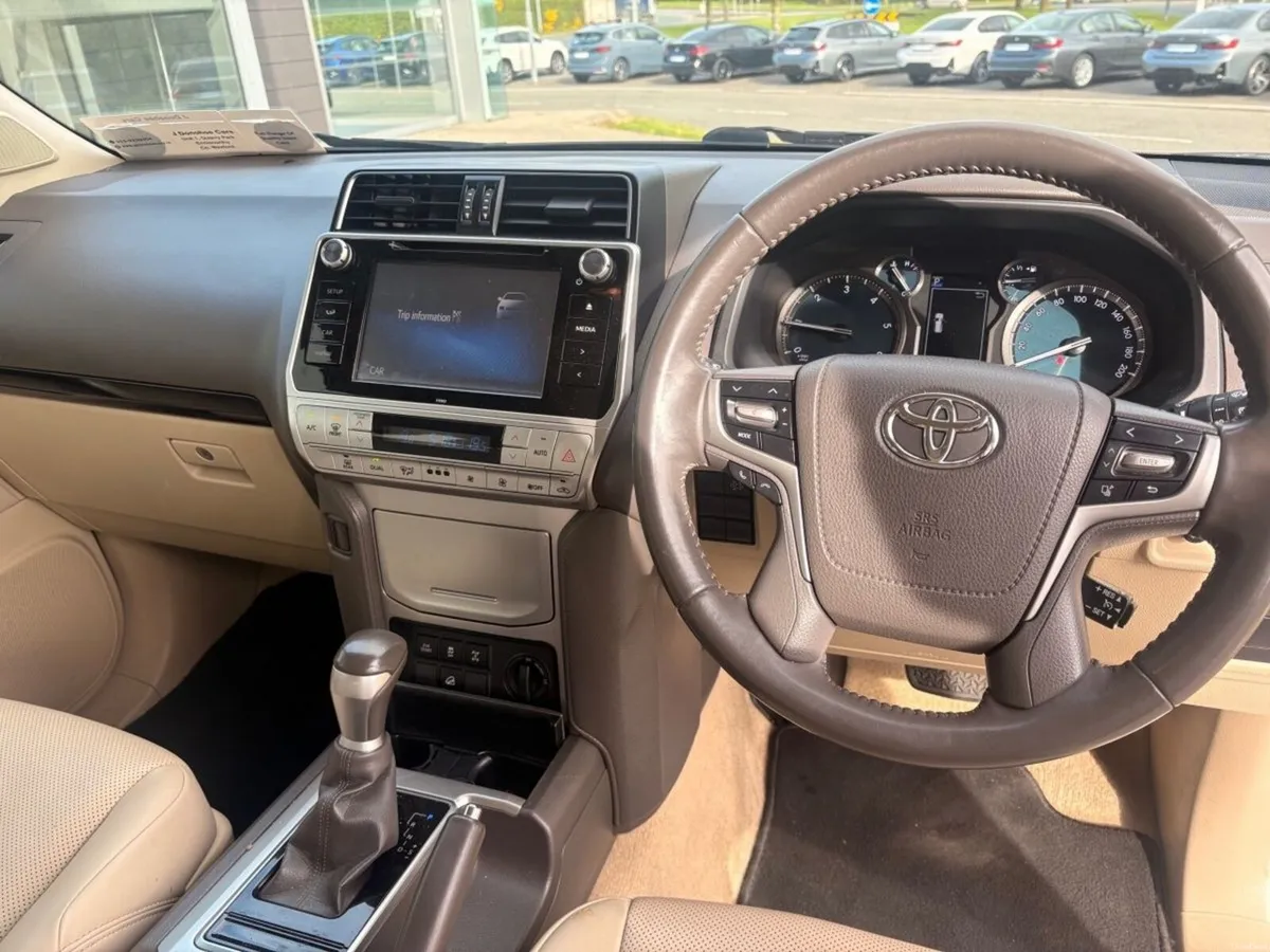 Toyota Land Cruiser LANDCRUISER BUSINESS 5 SEATER - Image 3