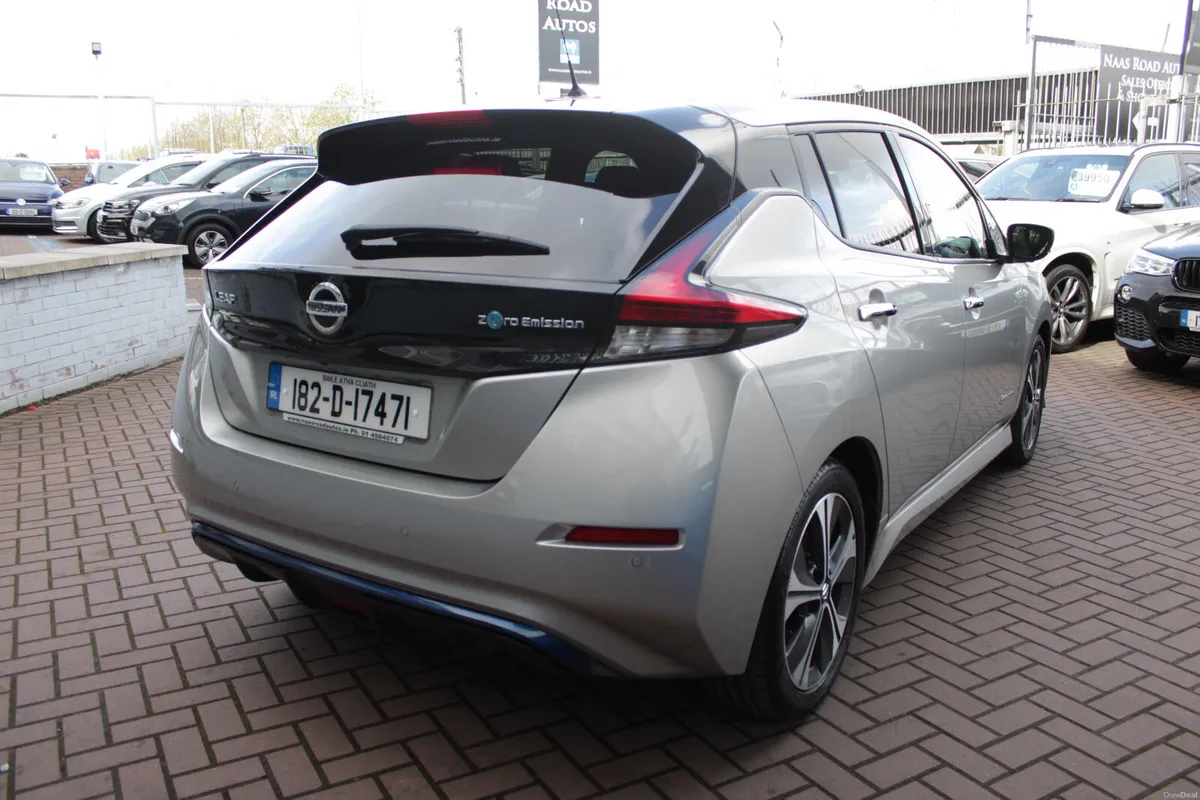 2018 NISSAN LEAF 4DR HATCHBACK - Image 4