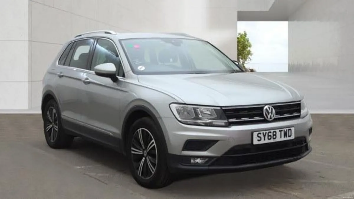 2018 Volkswagen Tiguan - Image 1