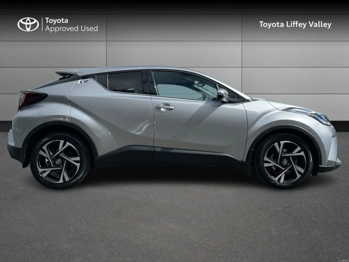 Toyota C-HR C-HR SPORT HYBRID - Image 3