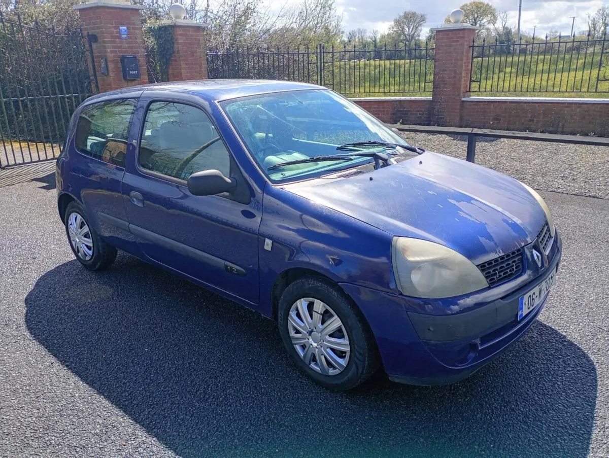 Renault Clio - Image 2
