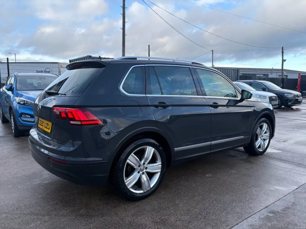 2020 Volkswagen Tiguan - Image 3