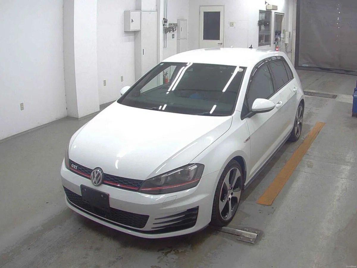 VOLKSWAGEN GOLF 2.0 GTI AUTO 2016 - Image 2