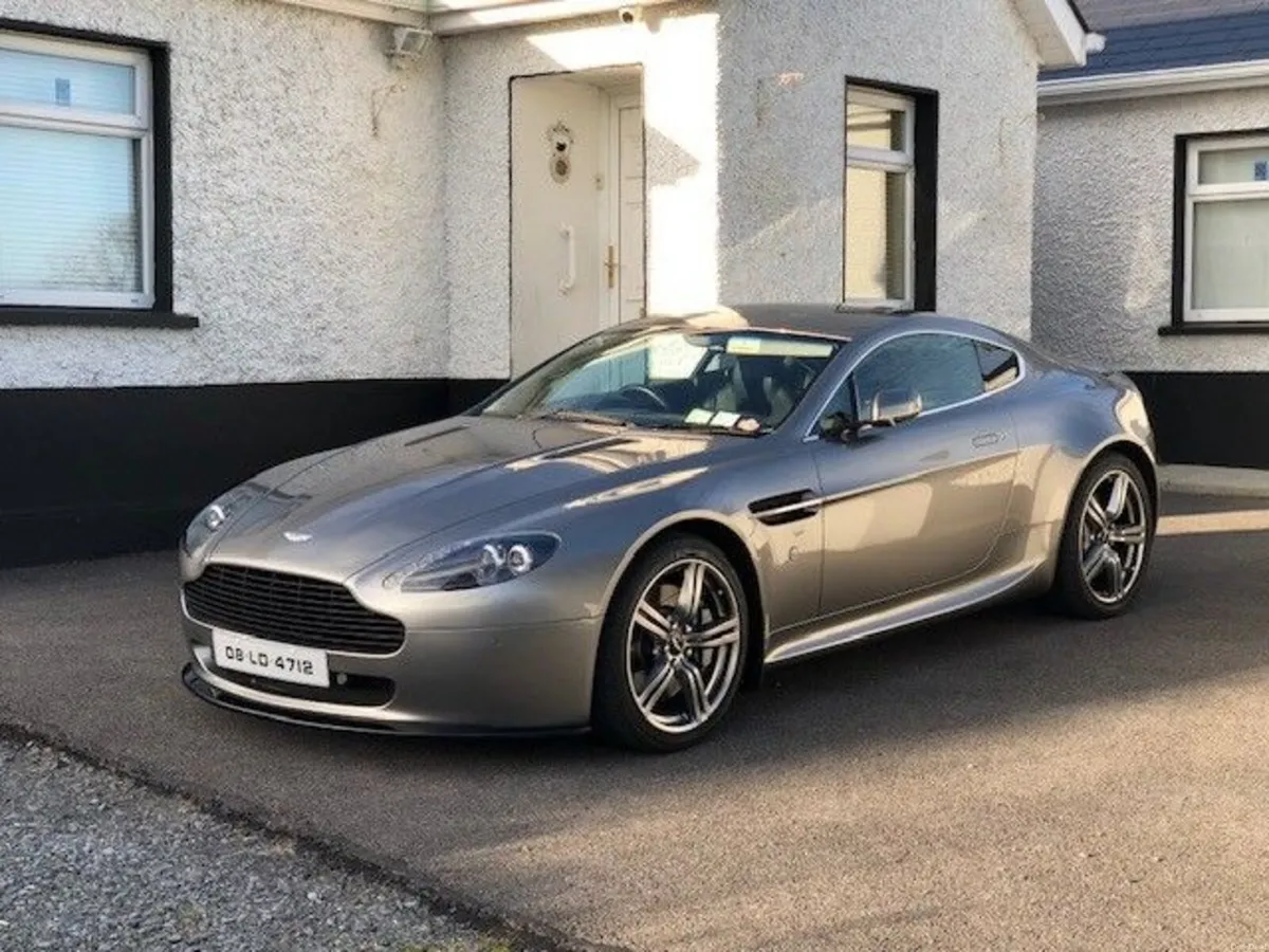 Aston Martin Vantage 2008 - Image 4