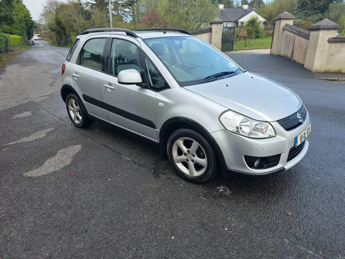 Suzuki SX4 2010 - Image 2