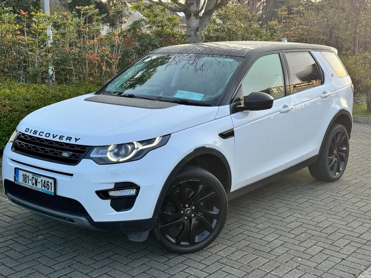 181 LAND ROVER DISCOVERY SPORT 7 SEATS AUTO GLASS - Image 1
