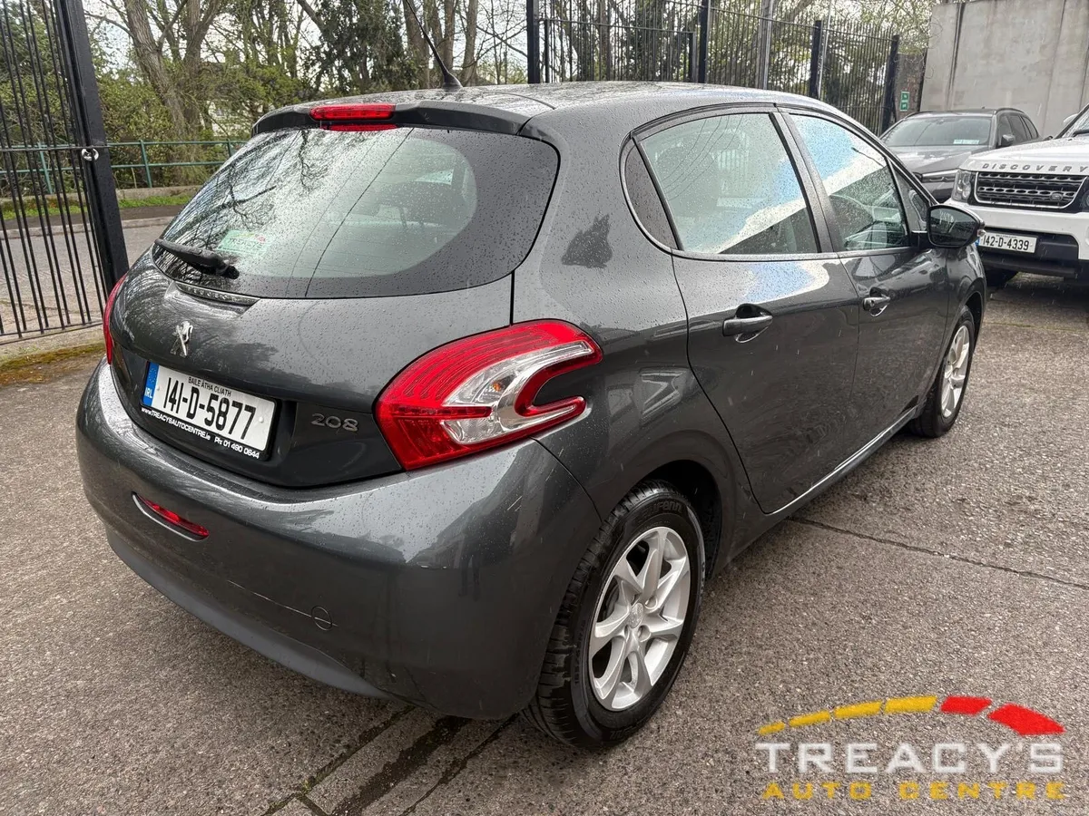 Peugeot 208 2014 - Image 4