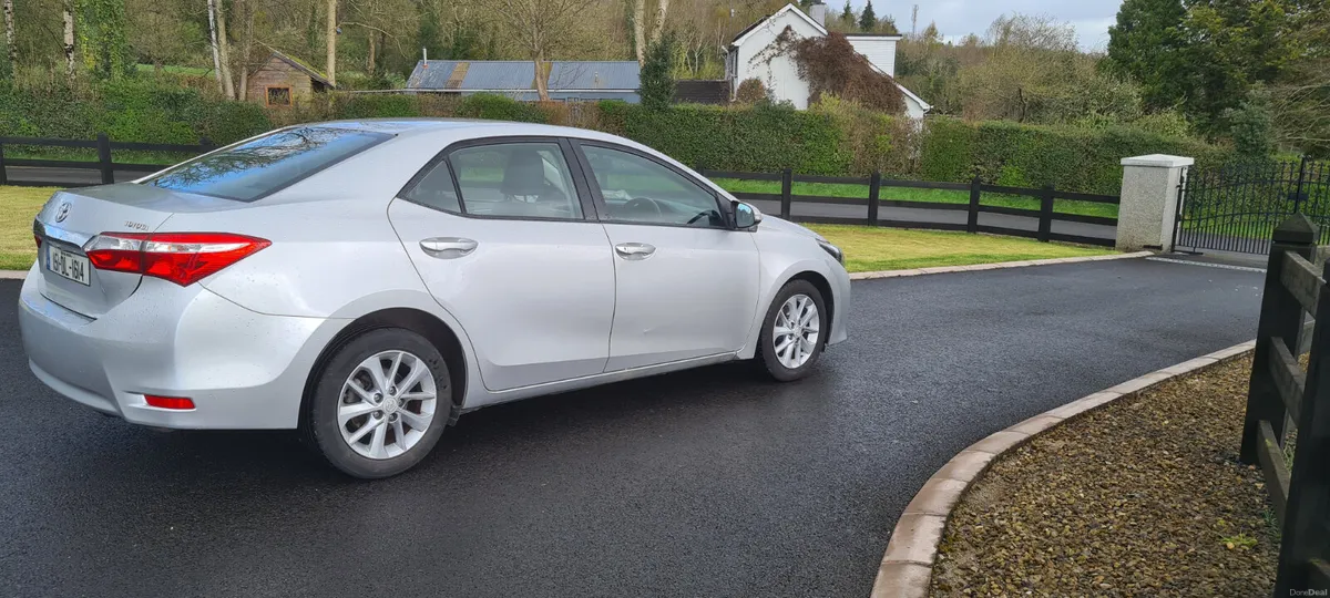 Toyota Corolla 2015 - Image 4