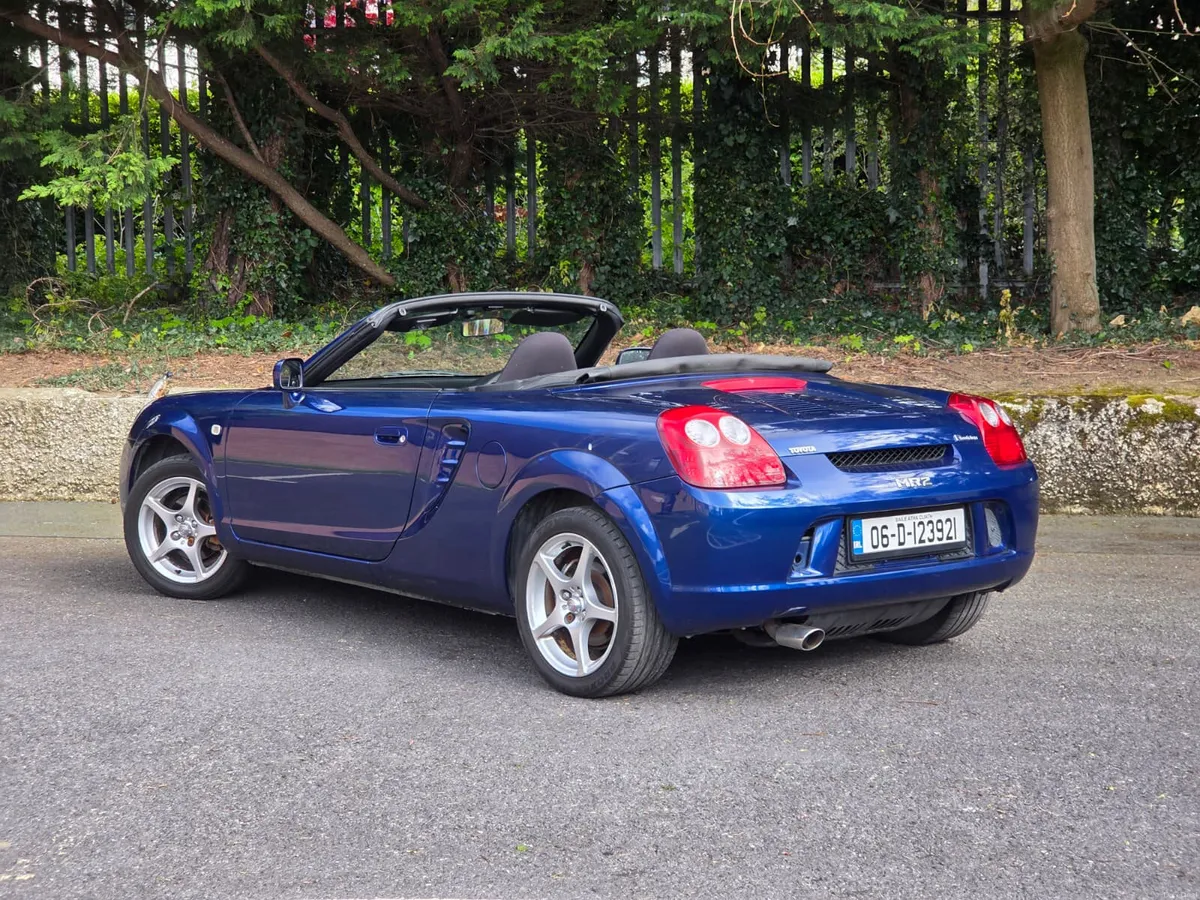 Toyota MR2 2006 - Image 2