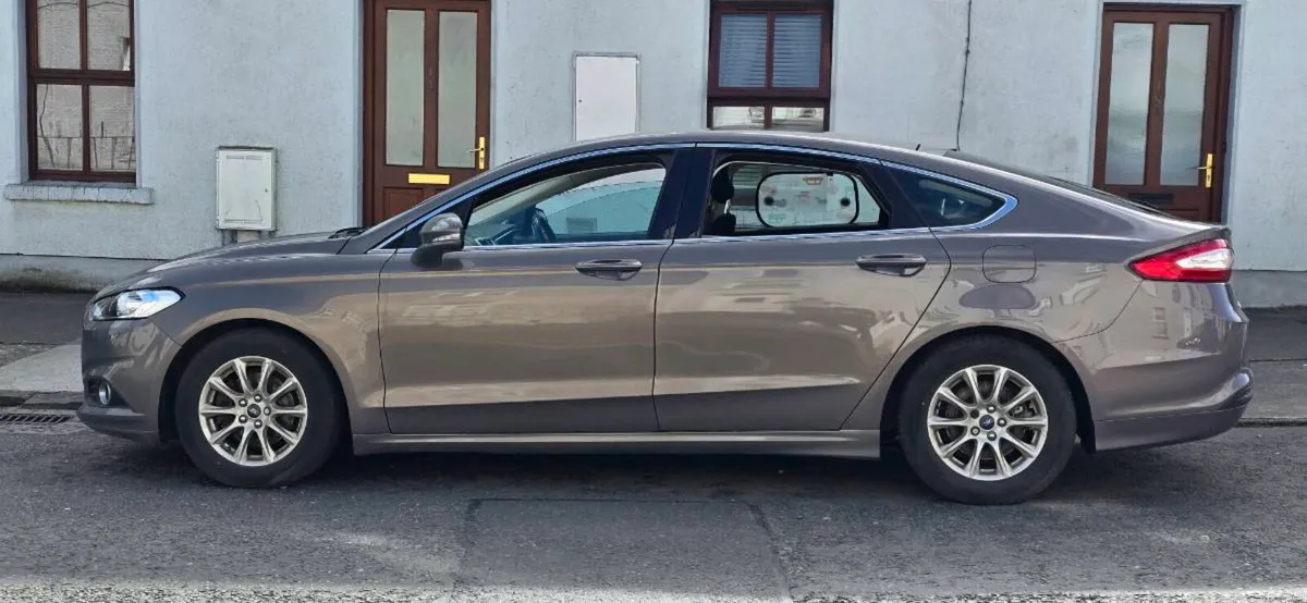 Ford Mondeo (2015) - Image 1