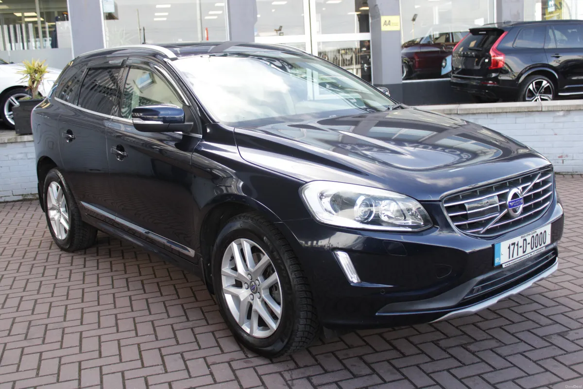 2017 VOLVO XC60 2.0 D4 SUV AUTO - Image 2